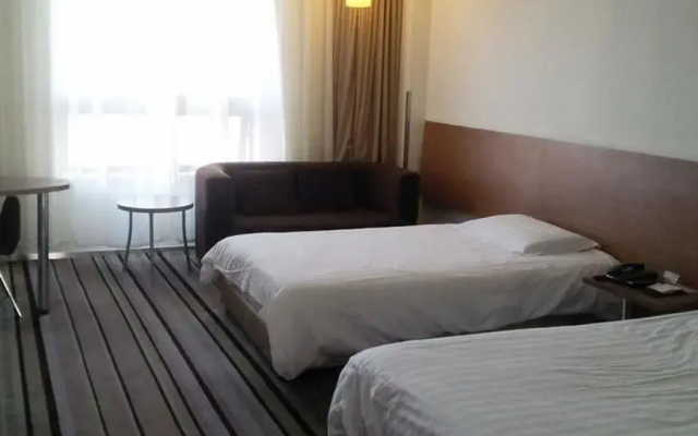 Motel 168
