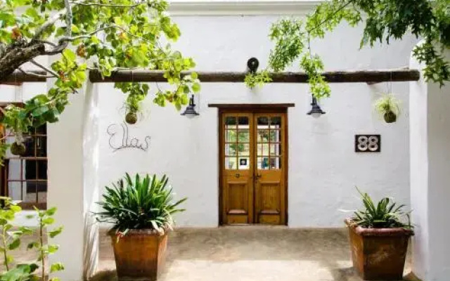 Ella's Country House