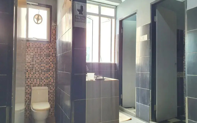 SPOT ON 90984 Gn Homestay
