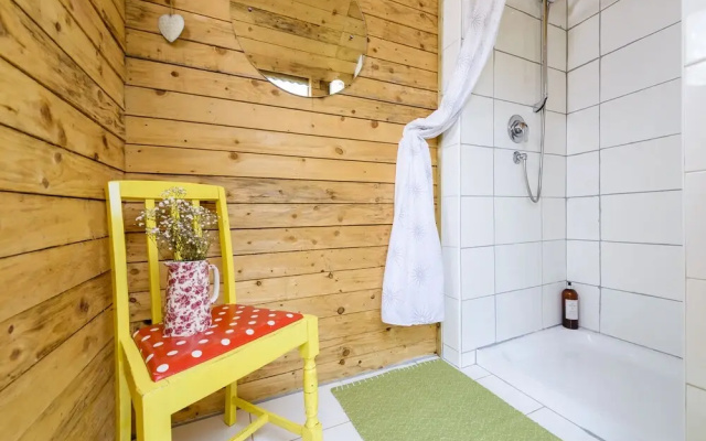 Killarney Glamping at the Grove