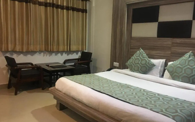 Hotel Maharaja Inn