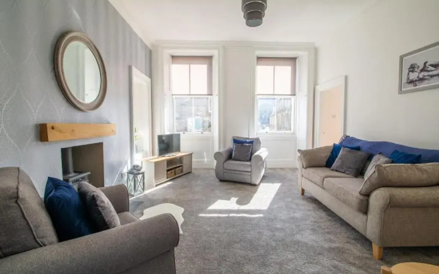 35 High Street Apartment