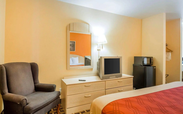 Motel 6 Tulsa, OK - CENTRAL