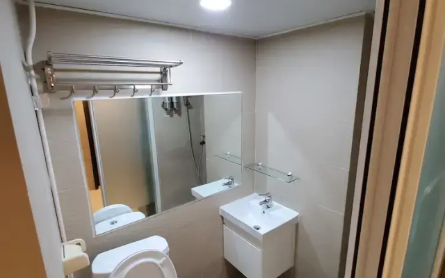 Rendezvous Apartment