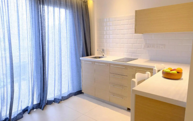 Brilliant Hotel Apartments