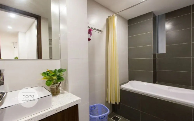 Truc Bach Apartment
