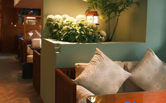 NYOTA   hotel