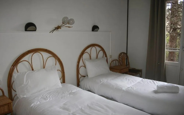 Hotel les Glycines