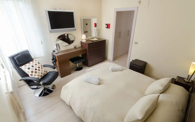 HomeHolidaysRentals Alcazar - Costa Barcelona
