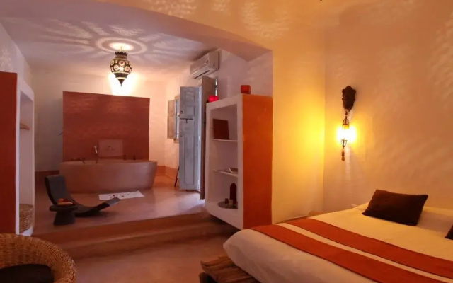 Riad O2