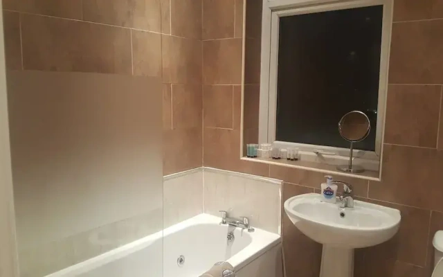 Park Road Apartment