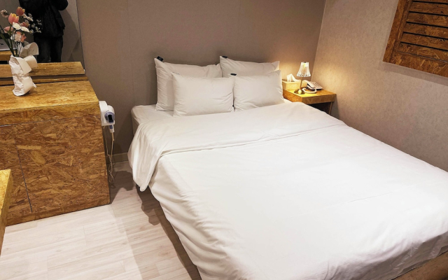 ORAGO stay hotel