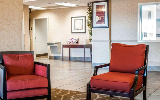 Quality Inn & Suites near St. Louis and I-255