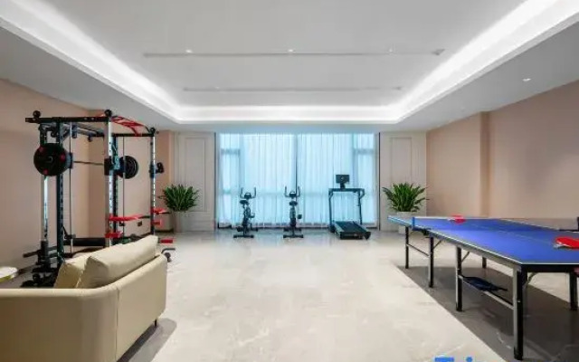 Vienna International Hotel (Dehong Mangshi Airport)