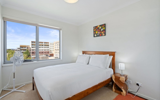 Relaxed 2br, 2bth Apartment With Balcony & Parking
