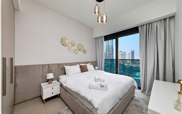 Burj View Stylish 3BR with Maids Room