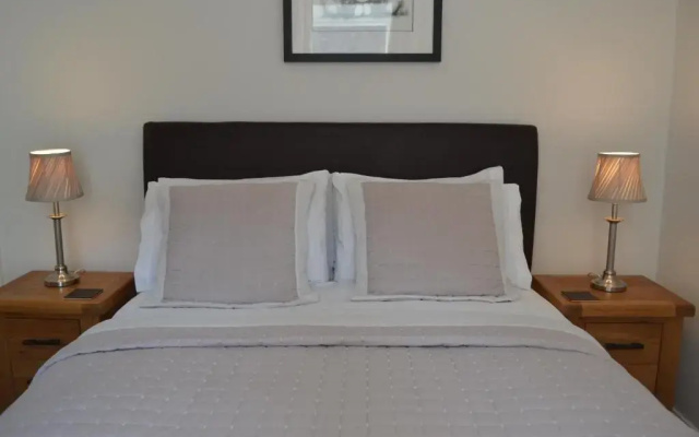 Coed-Y-Fron Guest House