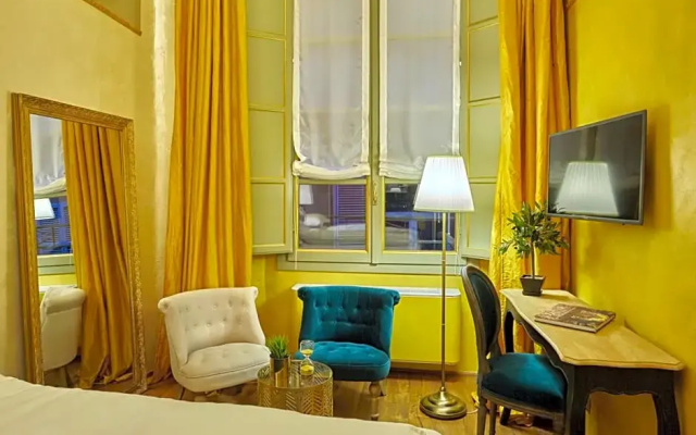 Palazzo Di Alcina - Residenza d'Epoca - Luxury B&B