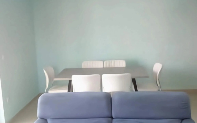 Vibrant Apartment in Rafina With Garden