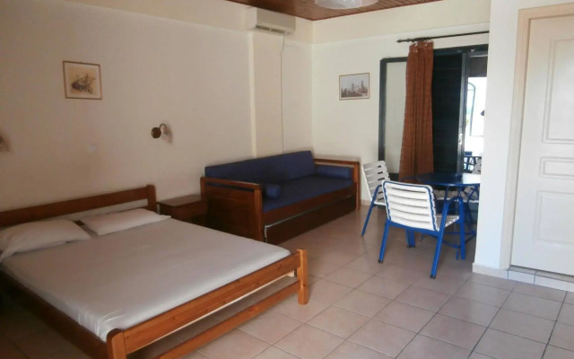 Glafki Studios & Apartments