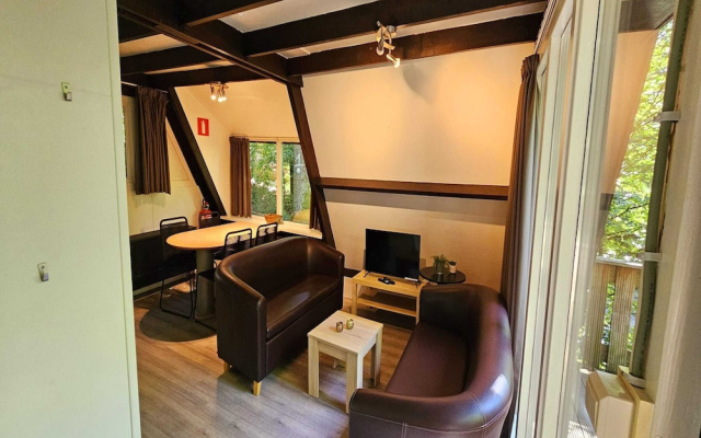 Charming Chalet in Durby With Patio