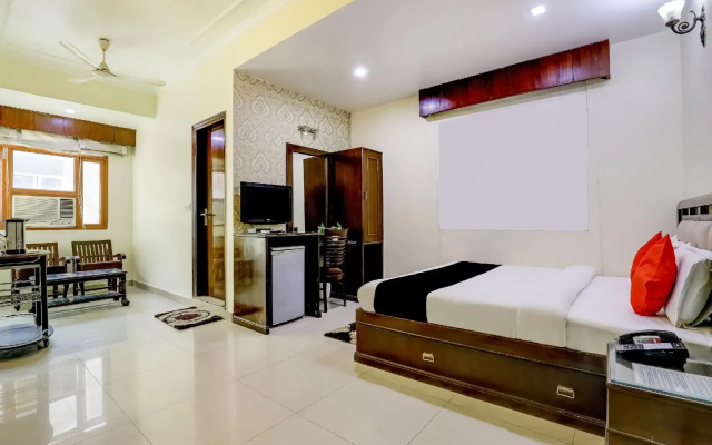 CAPITAL O74390 Hotel Grand Park Inn