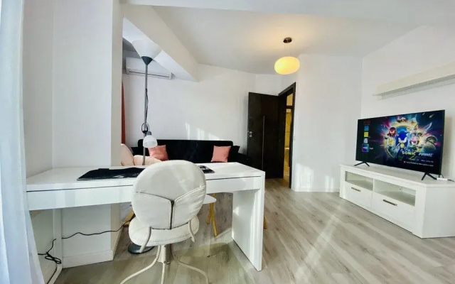 1Bdr Wings Apartment