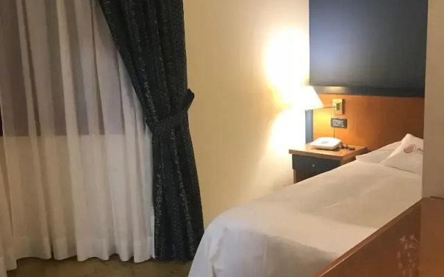 Domus Grand Hotel