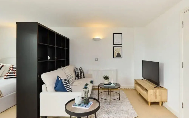 The River Thames Hideout - Modern 1bdr Flat