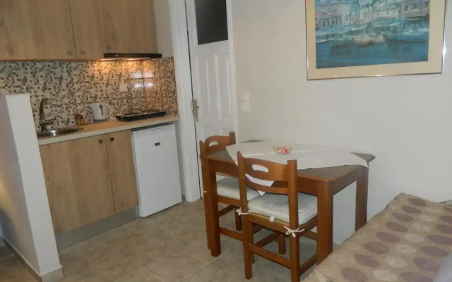 Perakis Apartments