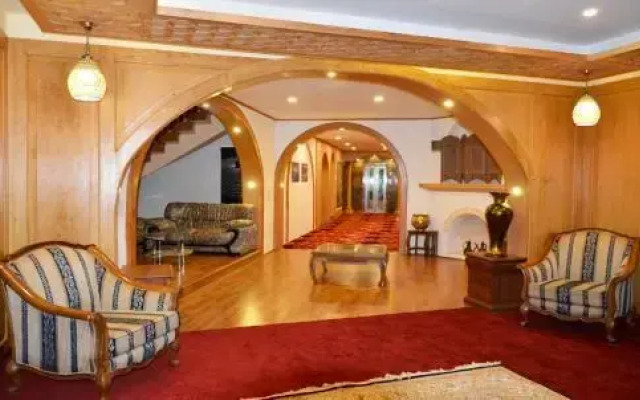 Kashmir Mahal Resorts by Stay Pattern