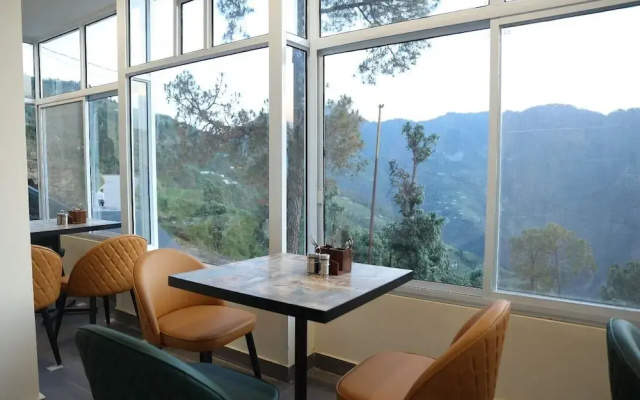 The Amore Hills