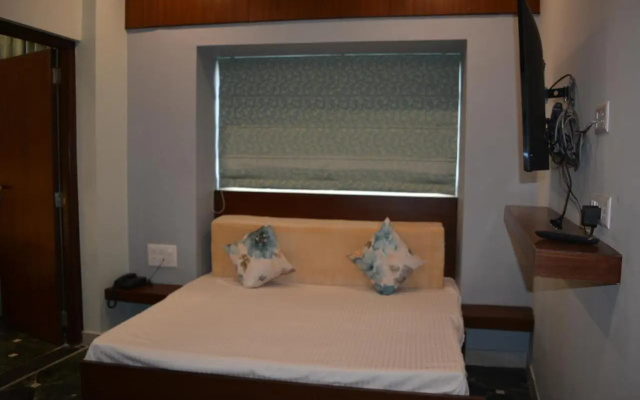 Naivara Boutique Hotel