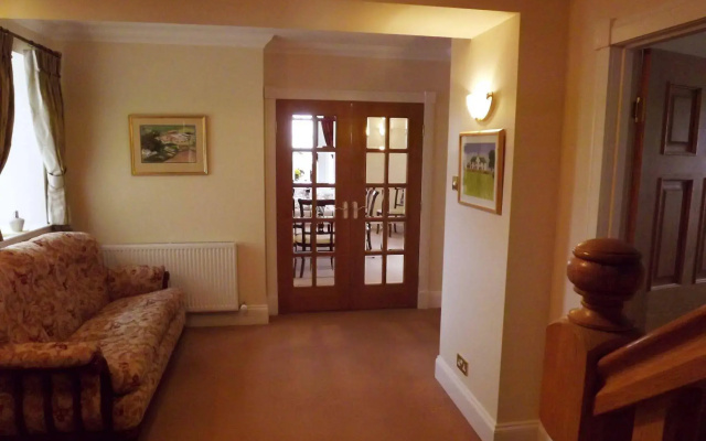 Tarrel House