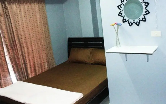 MJ. Hostel