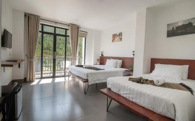 Pooltop Phnom Penh
