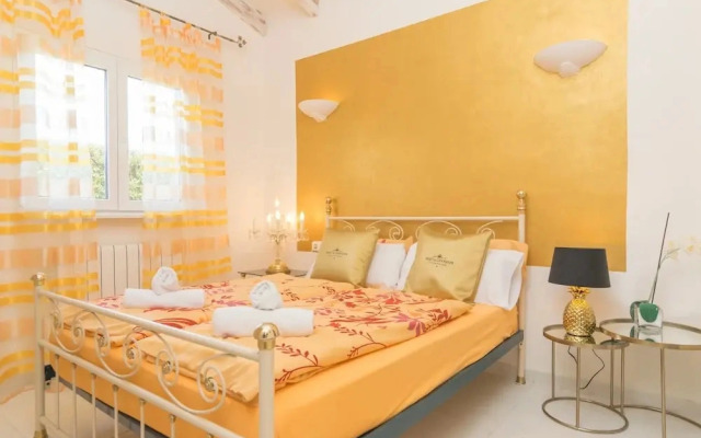Casa Bel in Son Serra de Marina