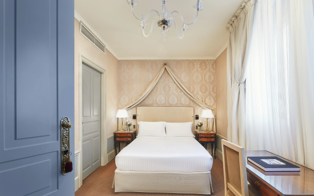 Отель El Palace Barcelona