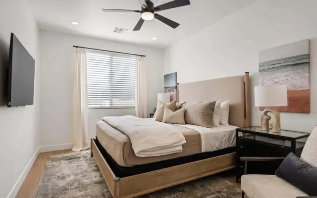 Laguna Beach 4 Bedroom Townhouse