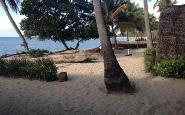 Drifters Beach Banda