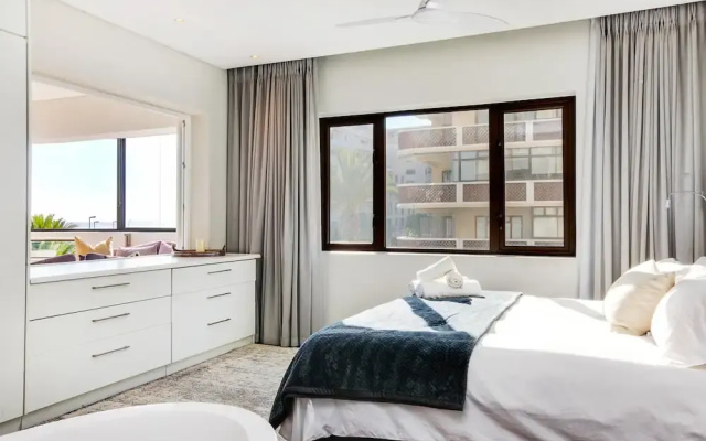 Sea Point Kingsgate Apartment