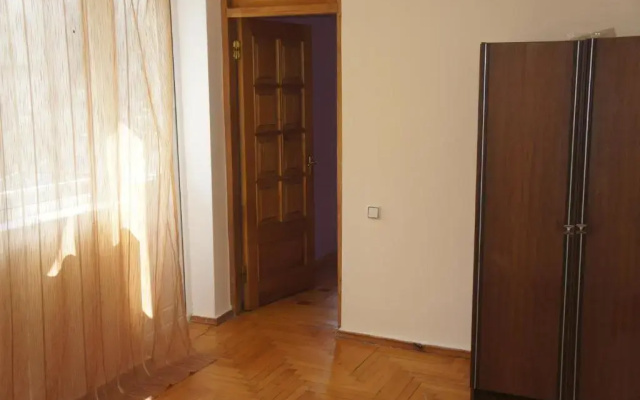Apartment on Mushni Khvartskiia 2