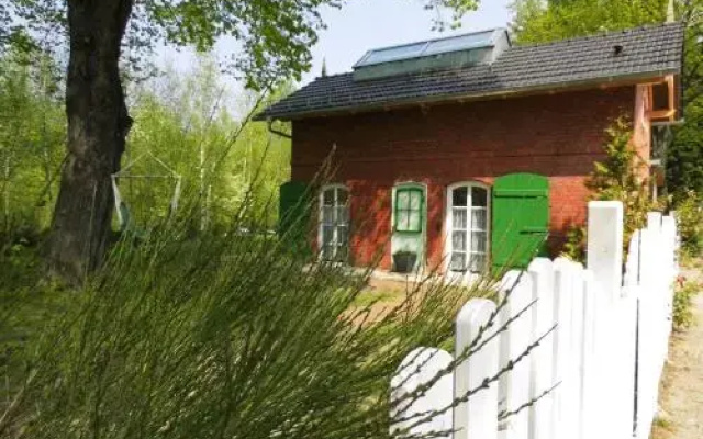 Bahnhof Droyßig - Übernachten im Denkmal