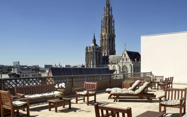 Hilton Antwerp Old Town 2