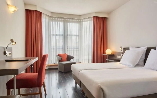 Theater Hotel