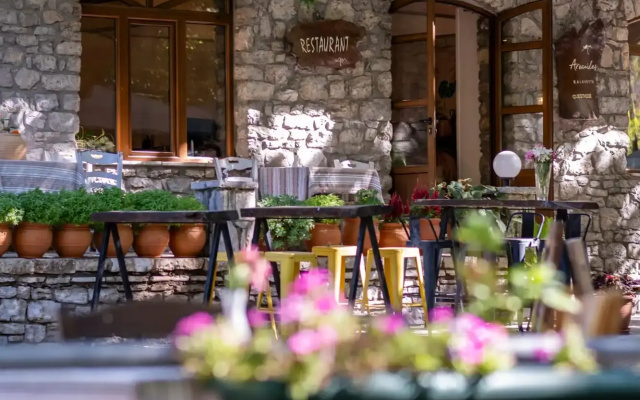 Aroanides By Mountain Hotels