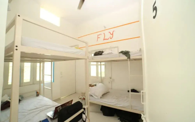 Roadhouse Hostel Varanasi
