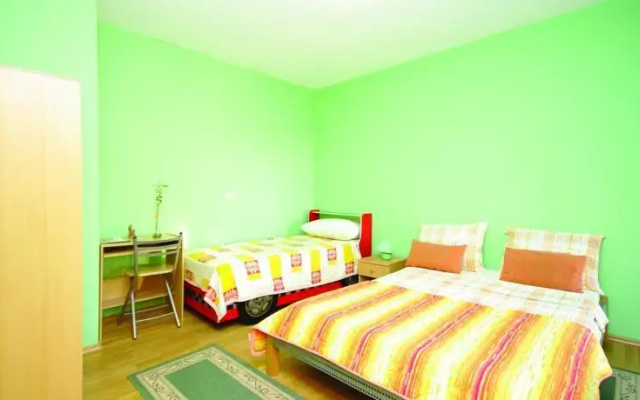 Apartments Makarska