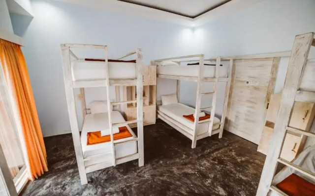 Lemon Hostel