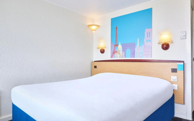 Kyriad Direct Le Bourget - Gonesse